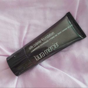 Laura Mercier Silk Creme Oil Free Foundation